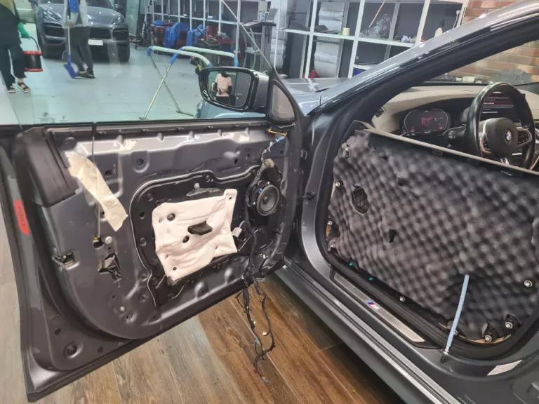 BMW 6 Gran Turismo двер 4