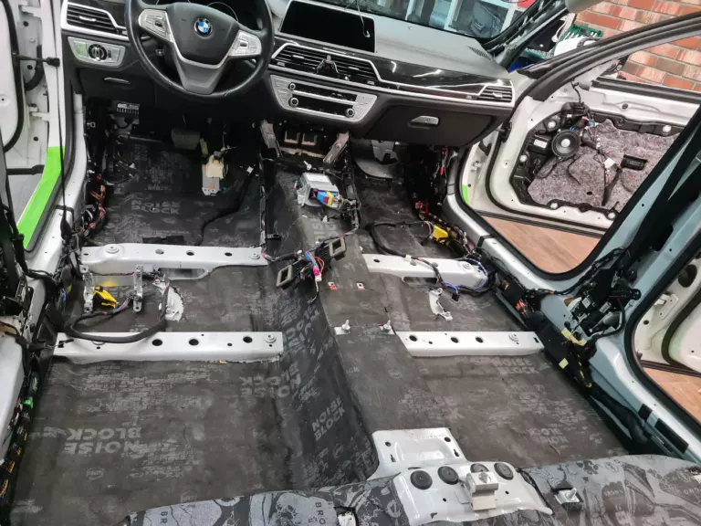 BMW 730 пол 3