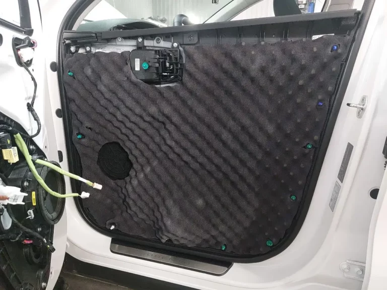 KIA Sorento 2021 двер 3