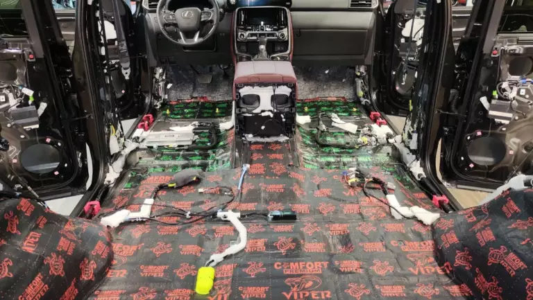 Lexus LX 600 пол 1