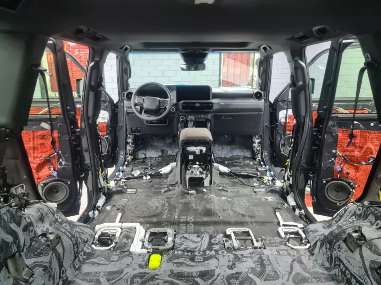 Toyota Land Cruiser Prado 250 пол 3
