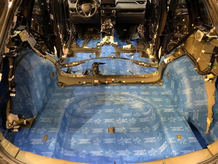 Toyota RAV 4 2022 пол 3
