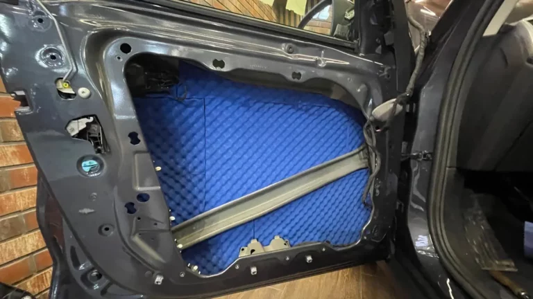 Шумоизоляция BMW X5 2021 двер 3