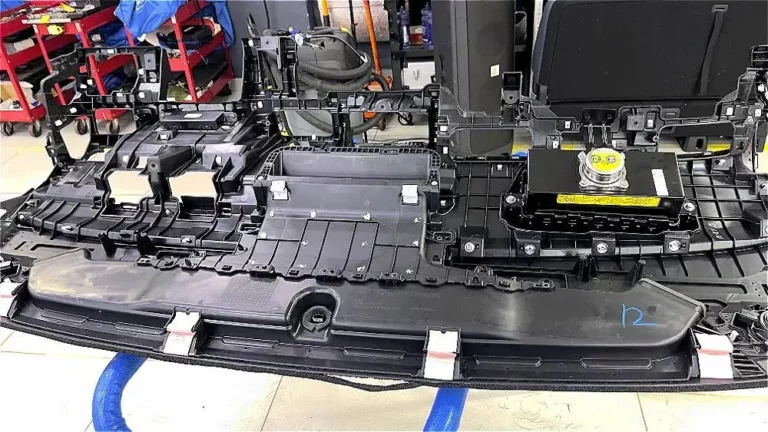 Шумоизоляция Hyundai Staria 2022 торп 2