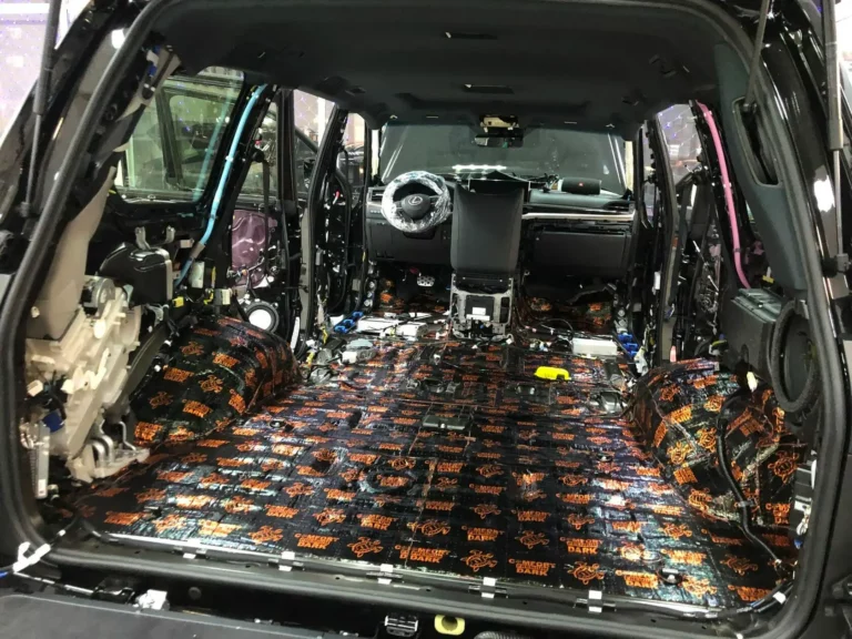 Шумоизоляция Lexus LX 570 2020 пол 2