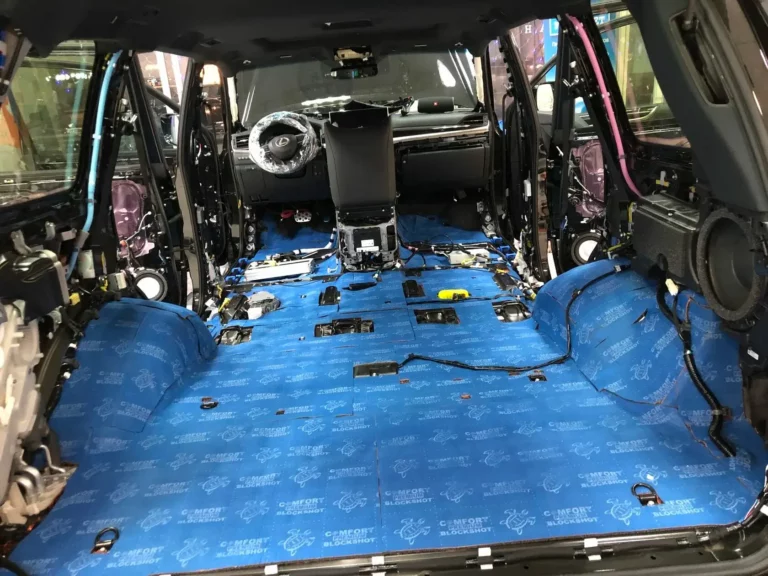 Шумоизоляция Lexus LX 570 2020 пол 3