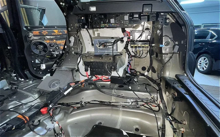 Шумоизоляция Range Rover Sport баг 1