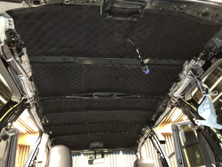 Шумоизоляция Toyota Land Cruiser Prado 2021 крыша 4