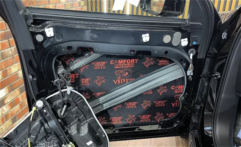 шумоизоляция вольво C90 2022 двер 2